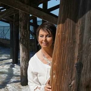 Meet your Posher, Sherry